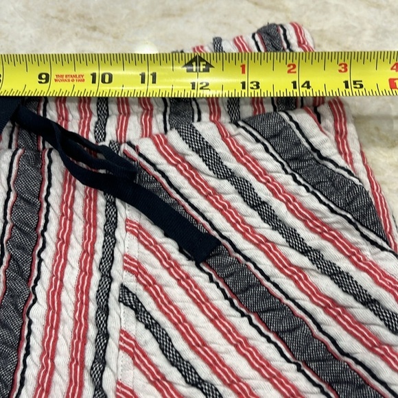 Caslon | Drawstring Waist Quilted Mini Skirt | Red, Black, White Striped | XS - Picture 5 of 8